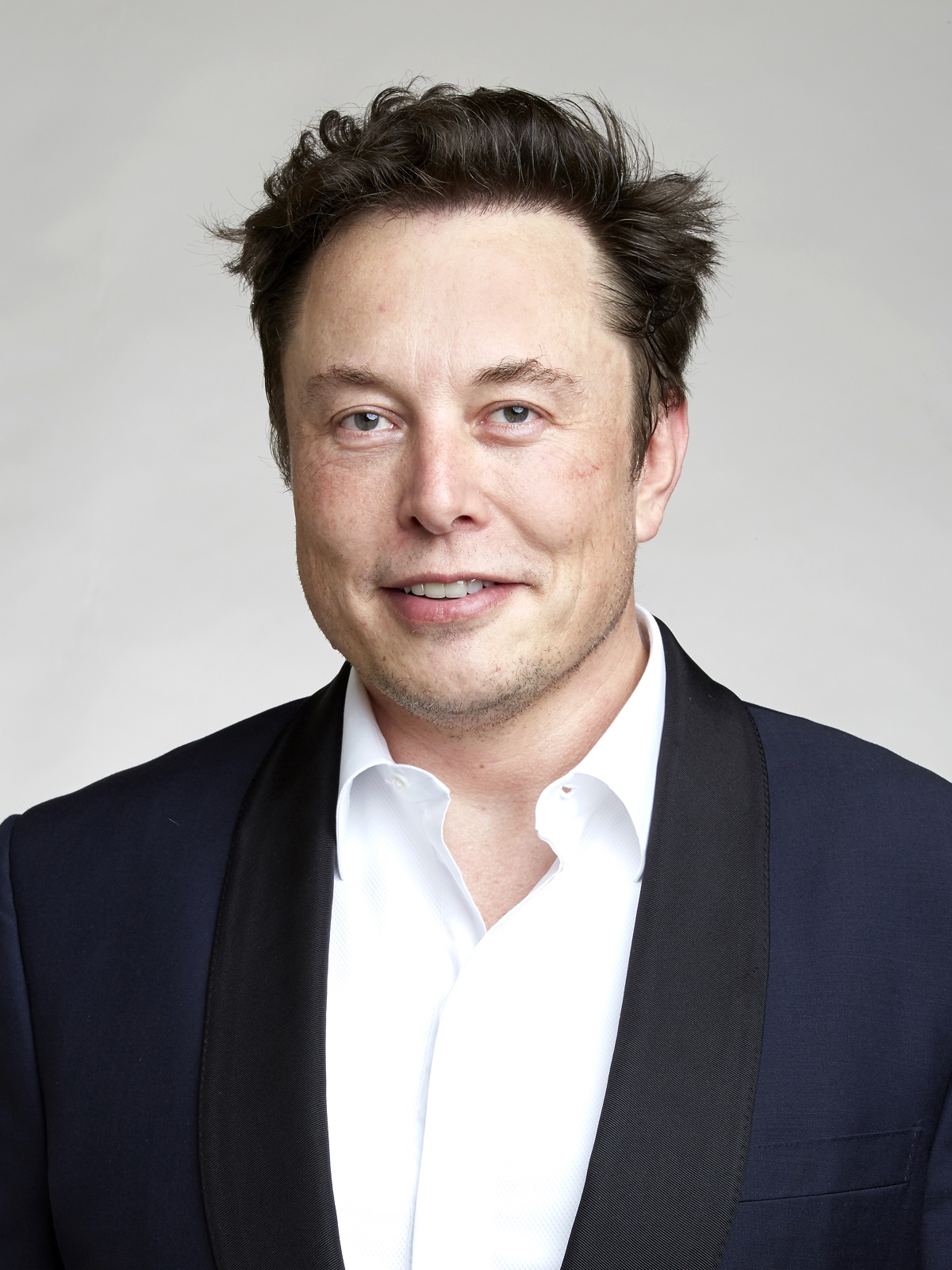 Elon Musk Confesses to Devouring Whole Tub of Häagen-Dazs at Trump's Pajama Party Extravaganza