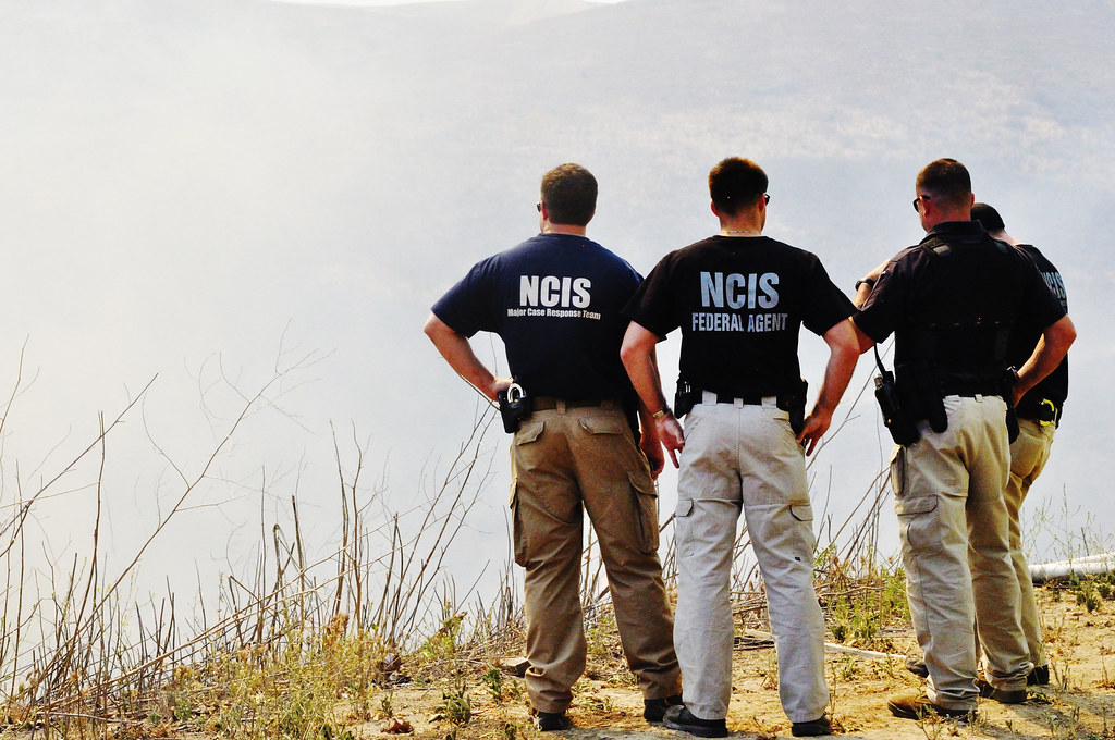 Experts Confirm ICE Agents Can't Arrest Without Warrants, Journalists Baffled They Had to Ask Experts Thumbnail