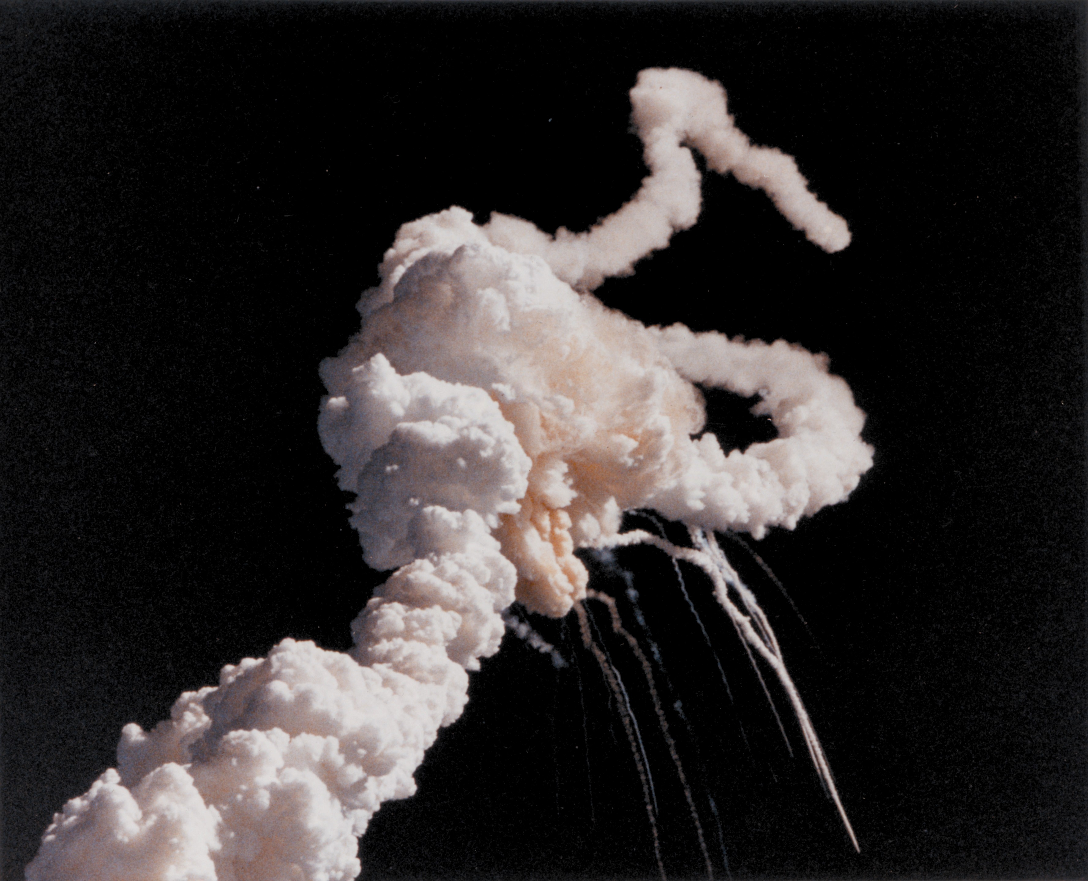 South Carolina Locals Mistake SpaceX Launch for Alien Invasion, Local News Stations Already Blaming Extraterrestrial Politics for Poor Weather Forecasting