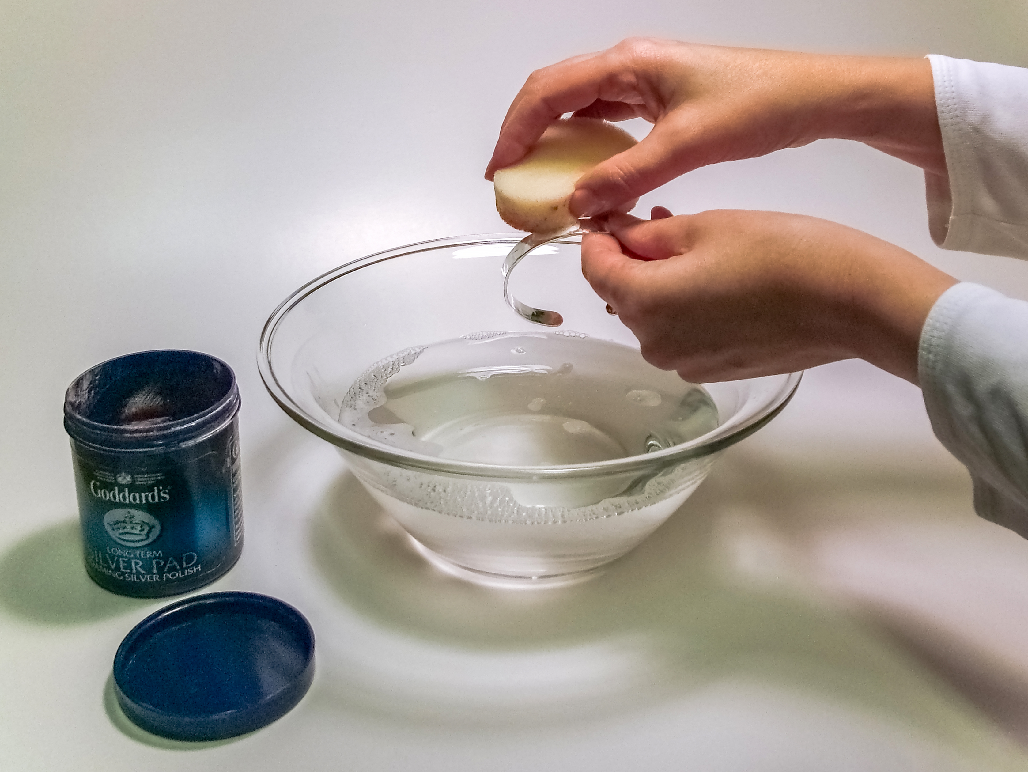 Academic Study Reveals Timepieces Responsible for Existential Dread Among Goldfish Featured Image